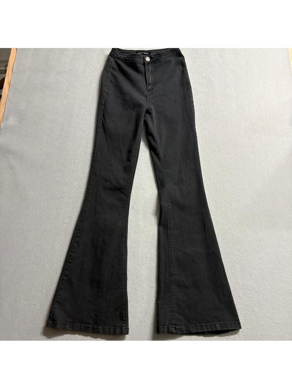 Almost Famous Flare Jeans Womens Size 5 Black High Rise Stretch Denim Bell